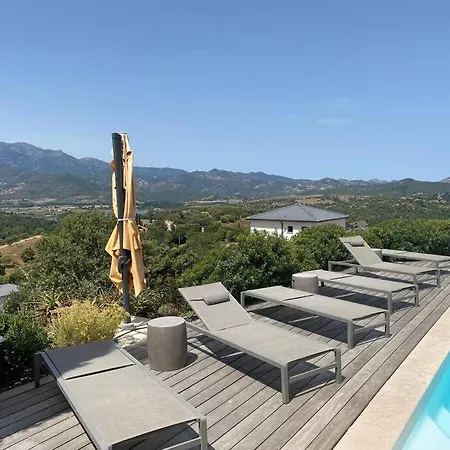 De Charme A Louer En Corse, Piscine Chauffee