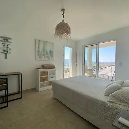 De Charme A Louer En Corse, Piscine Chauffee Villa *